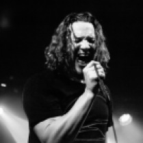 Kevin Martin performs with Candlebox in Glasgow, Scotland. Photo by Clay Lancaster.